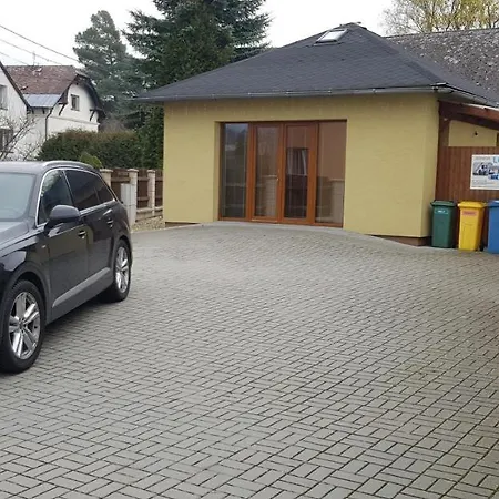 Domecek Losiny Apartman *